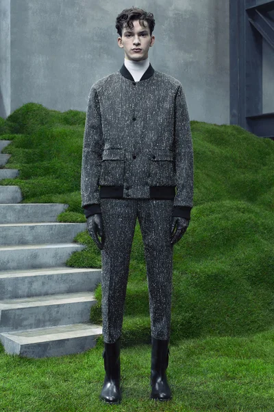 Look 7